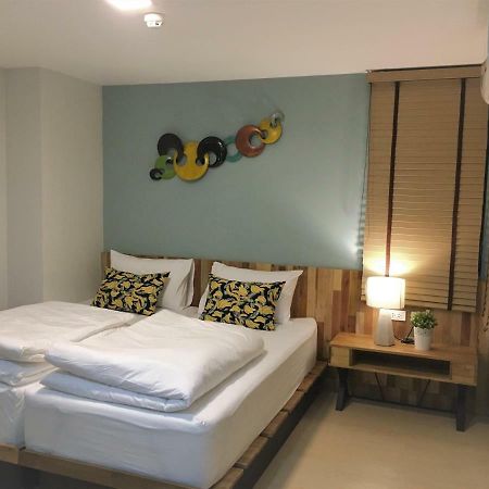 Bangkok Saran Poshtel Banguecoque Exterior foto